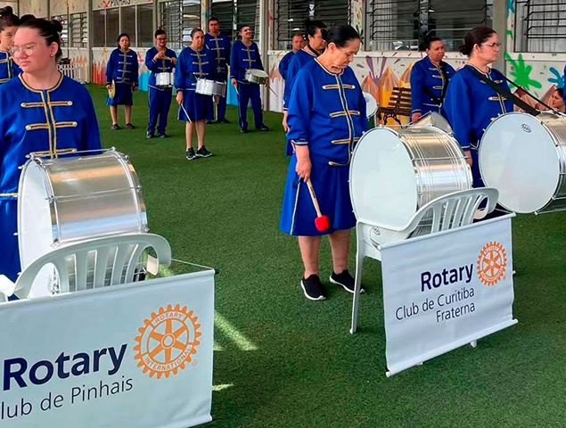 Entrega dos uniformes da Fanfarra da APAE - Pinhais-PR